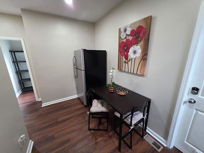 CL&C Property Management and Consulting's room