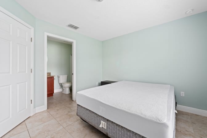 PadSplit's room