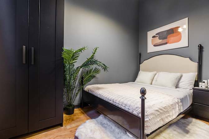 Sam June's room