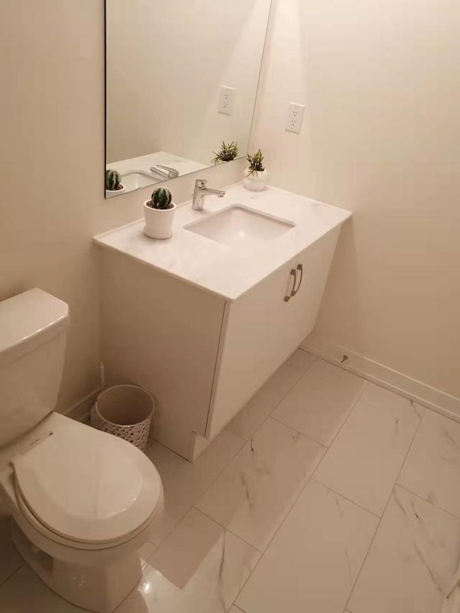 Tolobi Rental's room