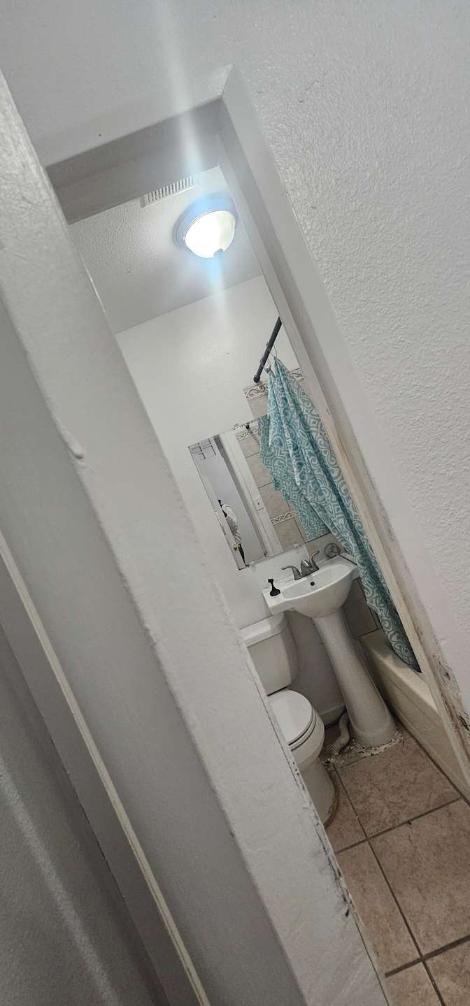 Annette's room