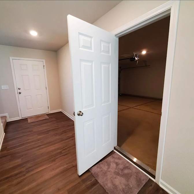 Alcove Rooms's room