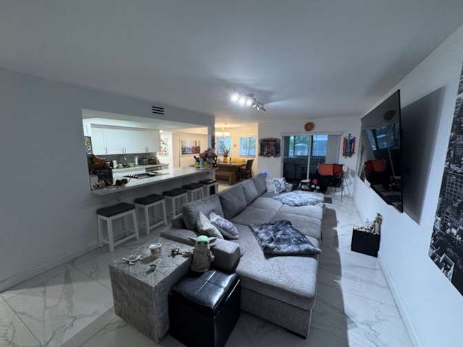 Jose Antonio's room