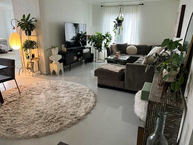 Anais's room