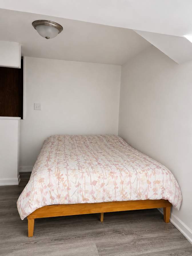 Yasemin's room