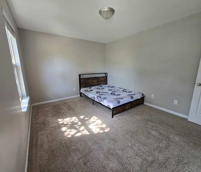 Peter Vu's room