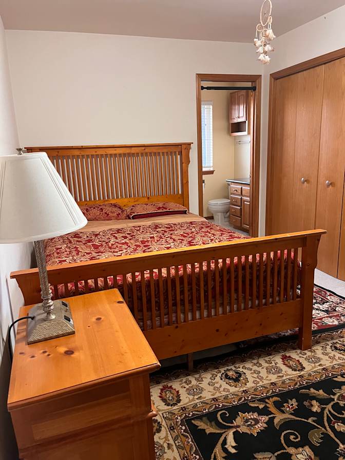 Helen  Vo's room