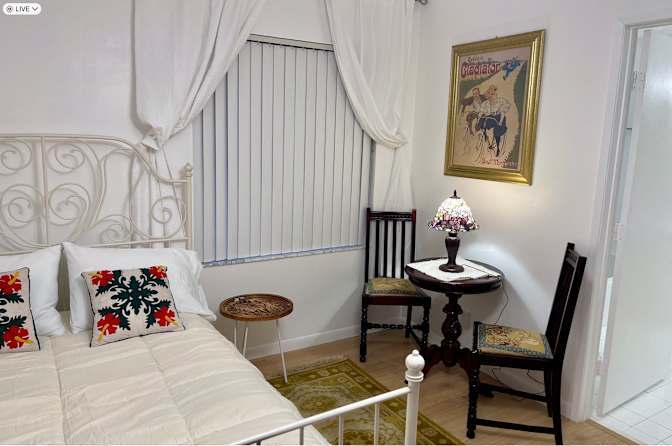 Gladys Pinzas's room