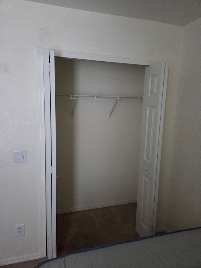 RYAN W ALPAUGH's room