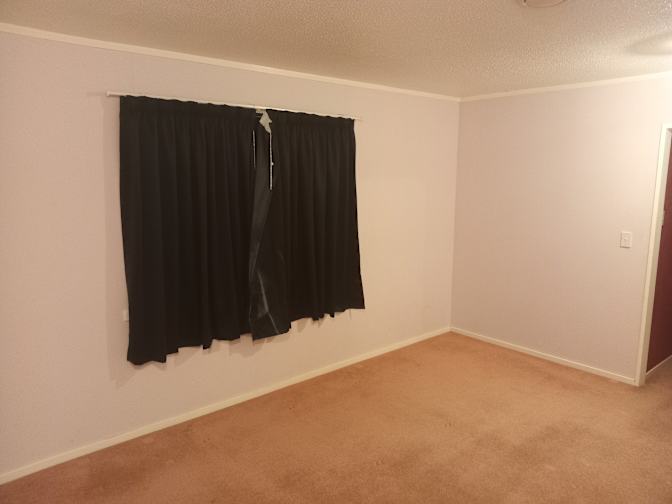 Eddie Neville Warren Lamb's room