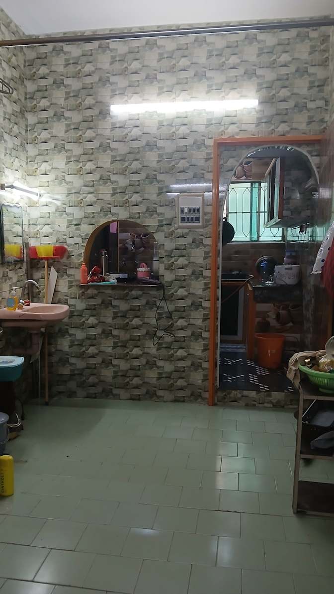 Elambirai's room