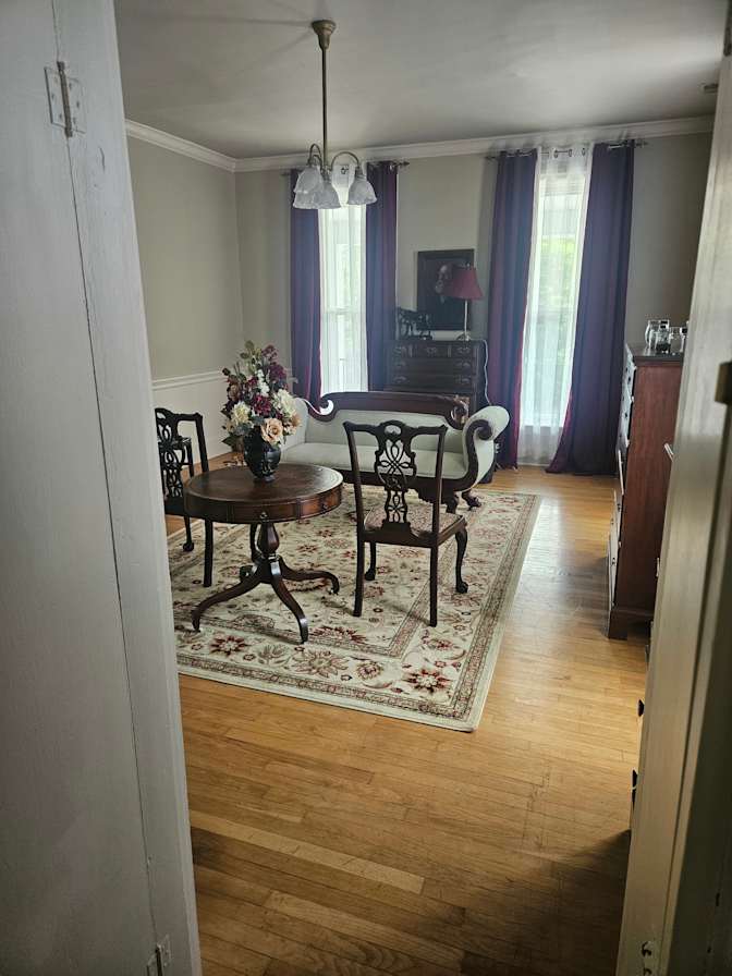 Scott Anderson's room