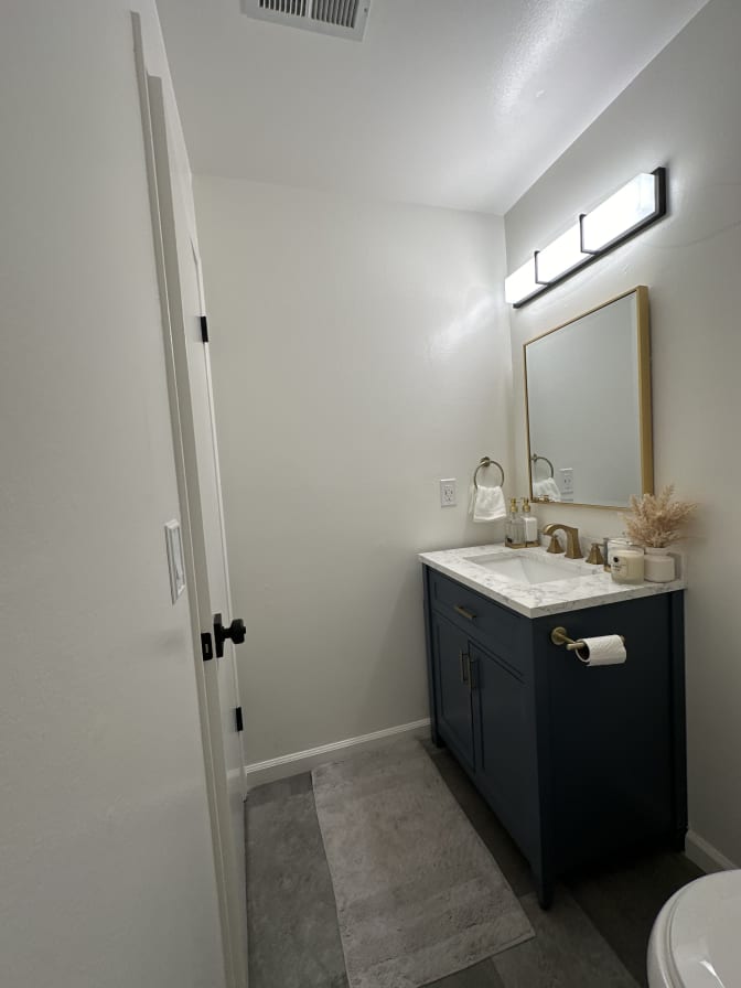 Stephanie's room