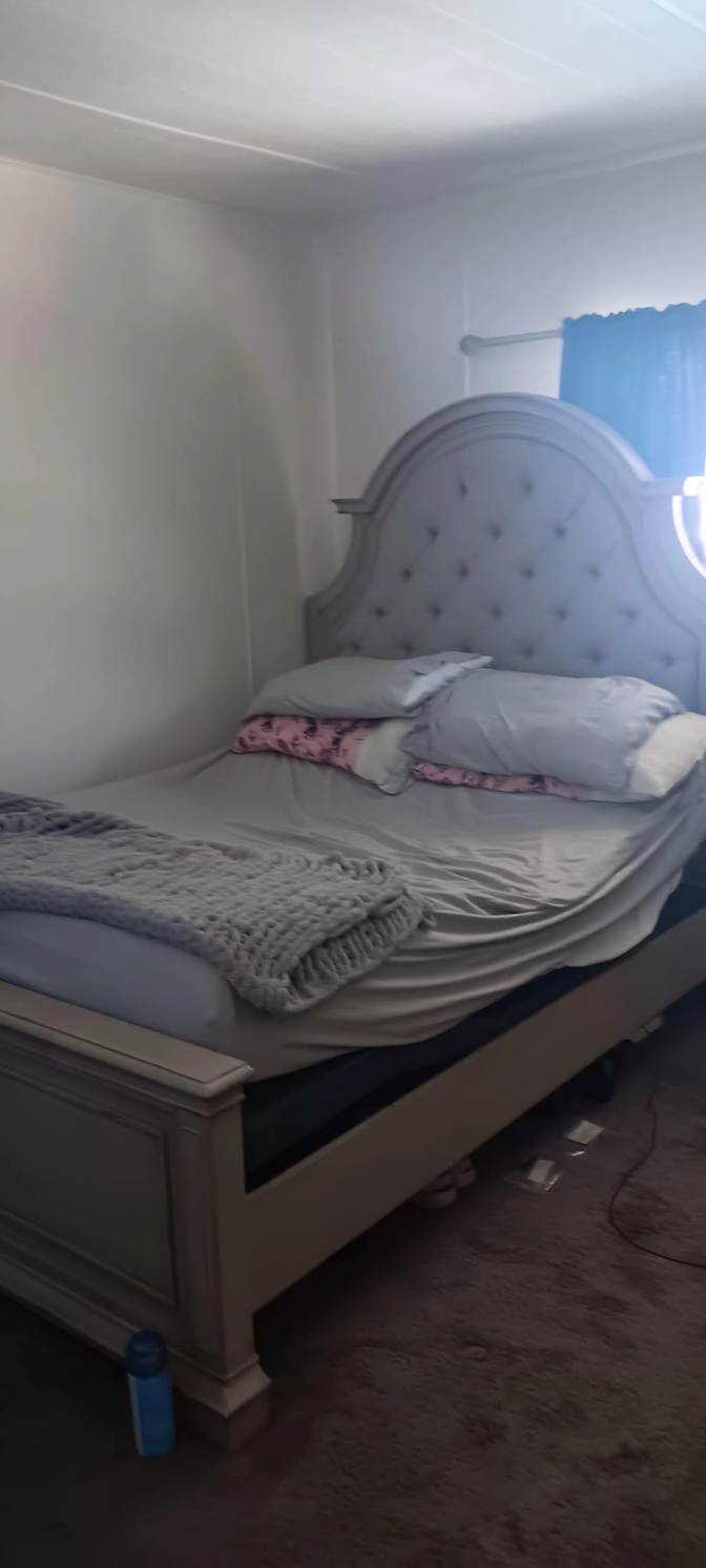 Daniel's room