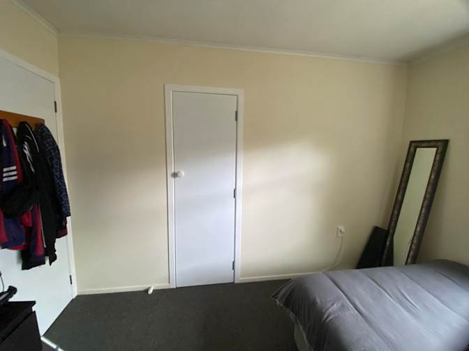 stefan's room