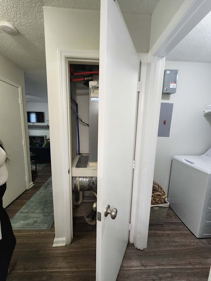 kelleen huamani's room