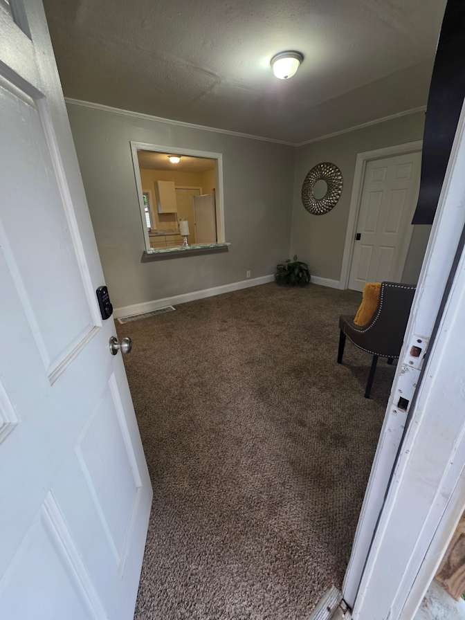 CL&C Property Management and Consulting's room