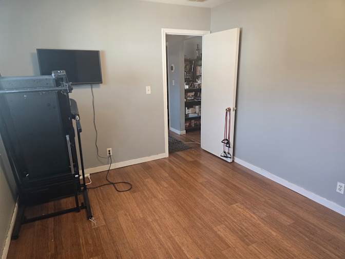 Gregory Kovas's room