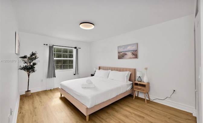 Hope Parshikova's room