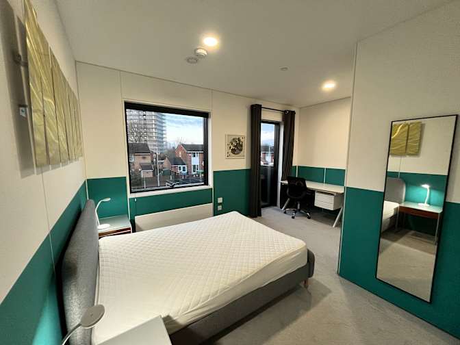 Alex Taylor's room