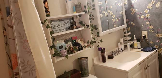 Caitlin's room