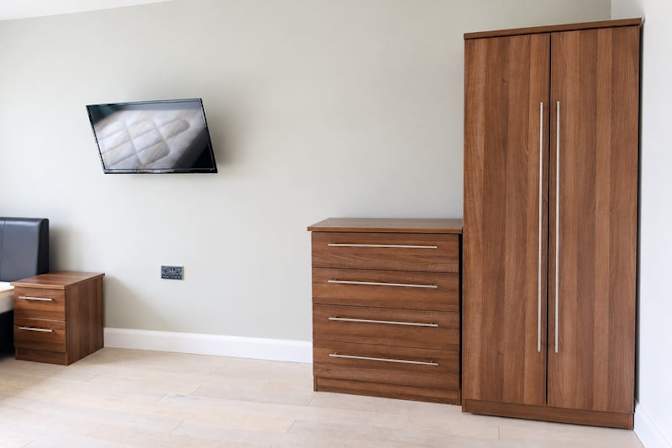 LDS Property Finder's room