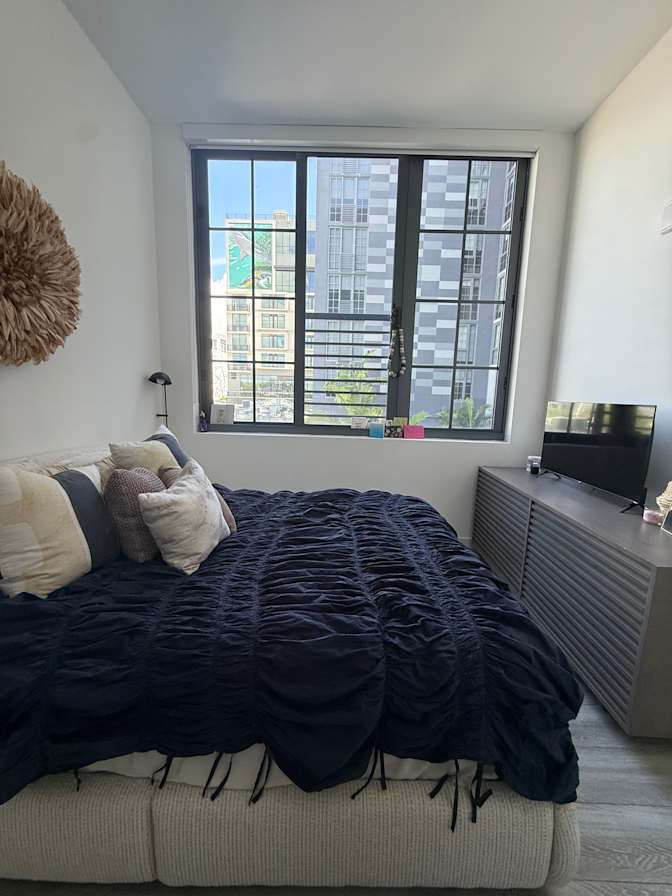 Liv's room