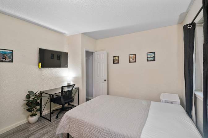 PadSplit's room