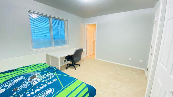 Cindy's room