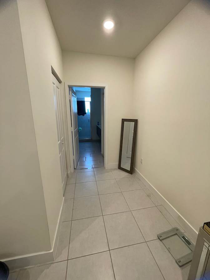 Mayelit's room