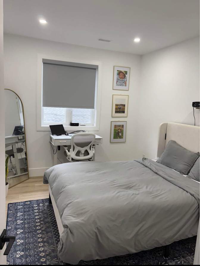 Michelle Goncalves's room