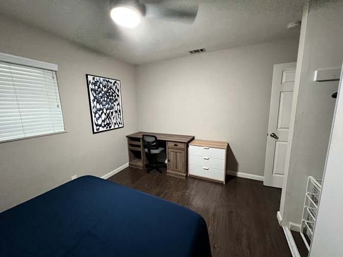 Alisa's room