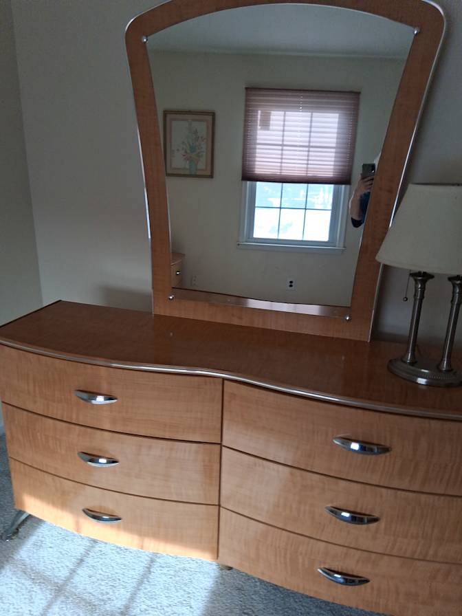 Lorraine Cramutola's room