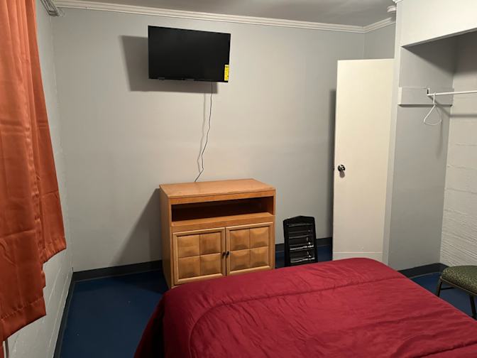 Affordable Spaces's room