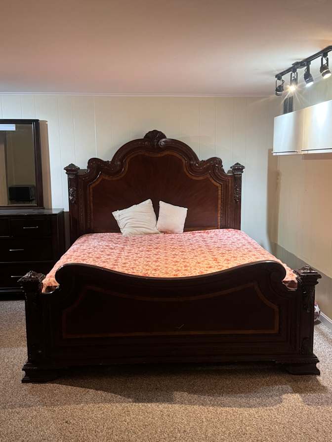 Tahid's room