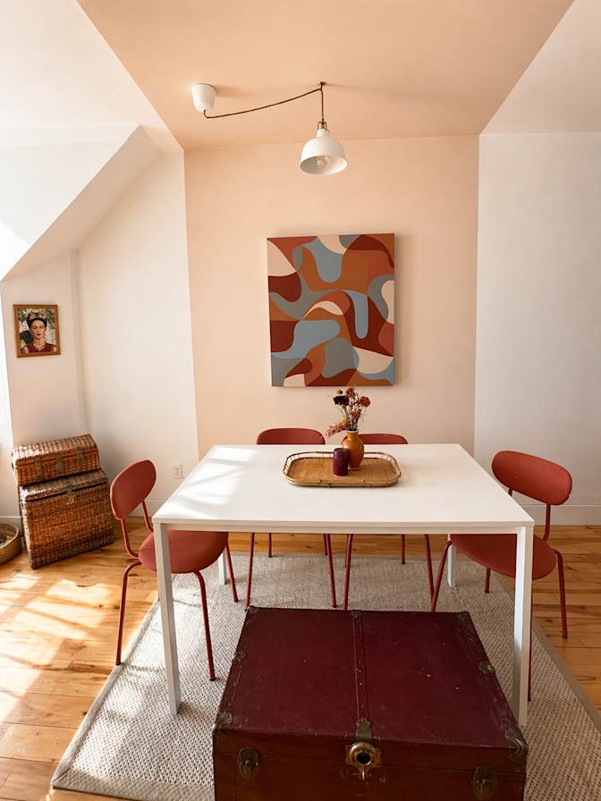 Gaby lambert's room