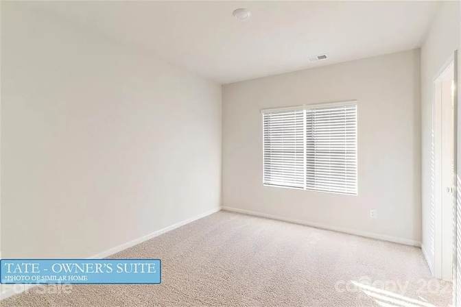 Alcove Rooms's room