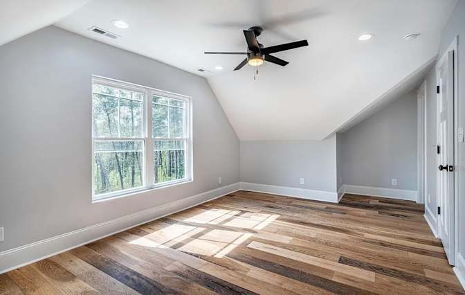 Alcove Rooms's room