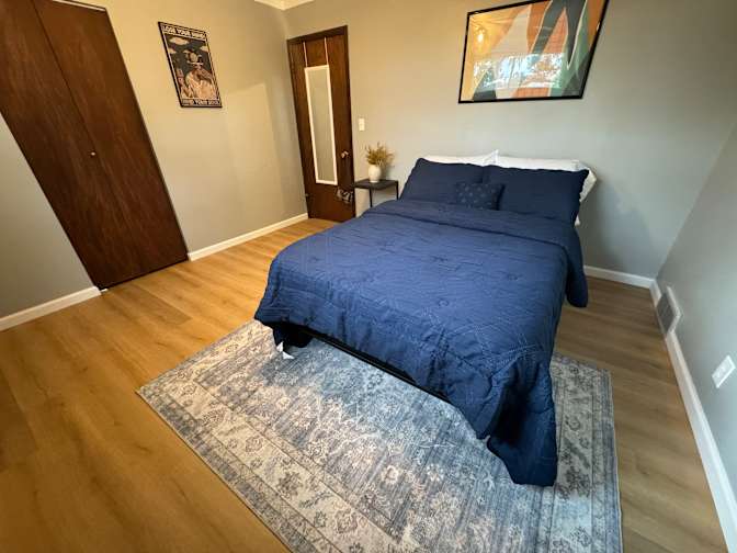 Renzo Delzo's room