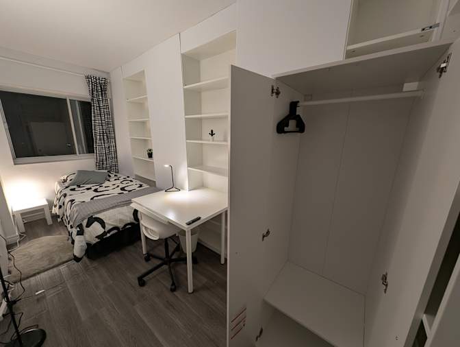 Serdar's room