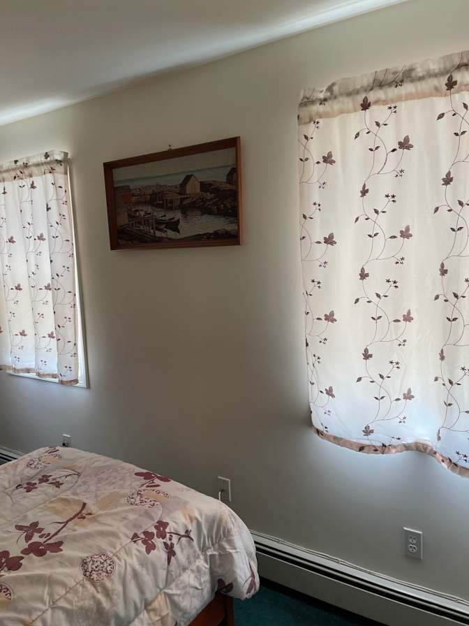 leonard's room