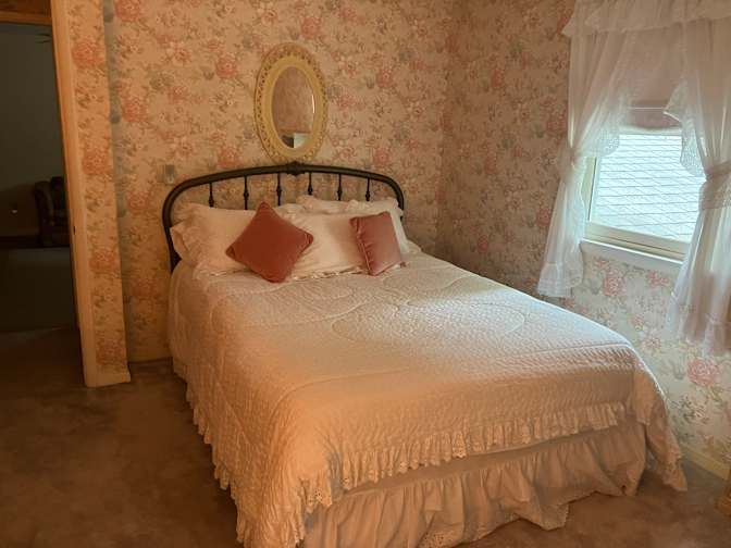 Jill's room