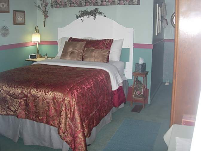 Lacy Lamoire's room