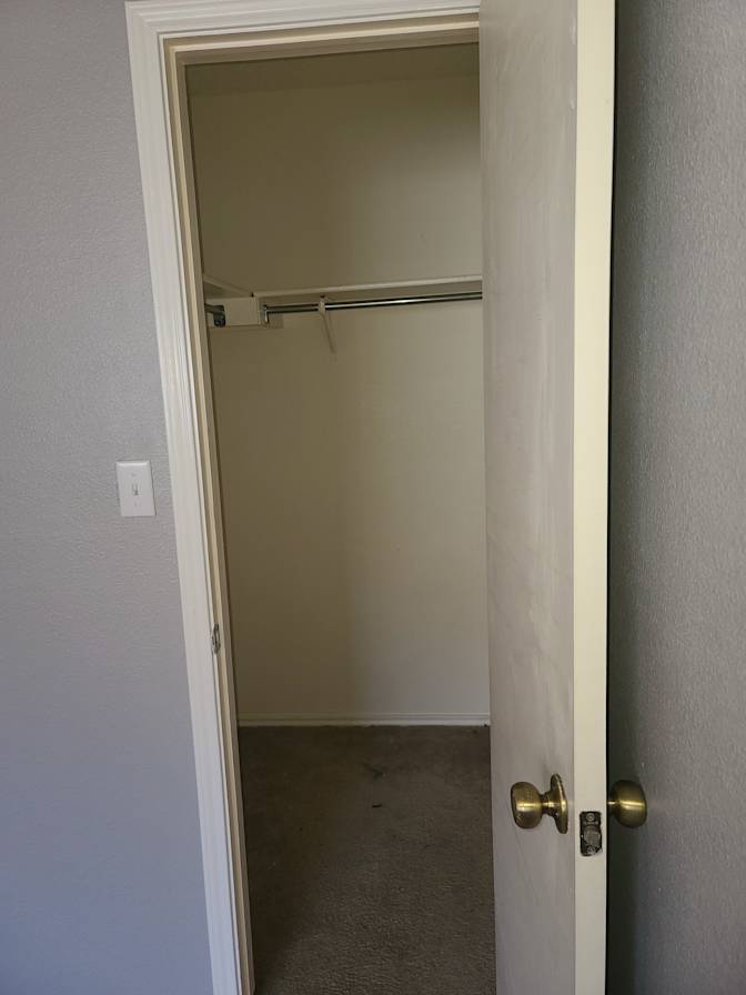Melinda Salinas's room