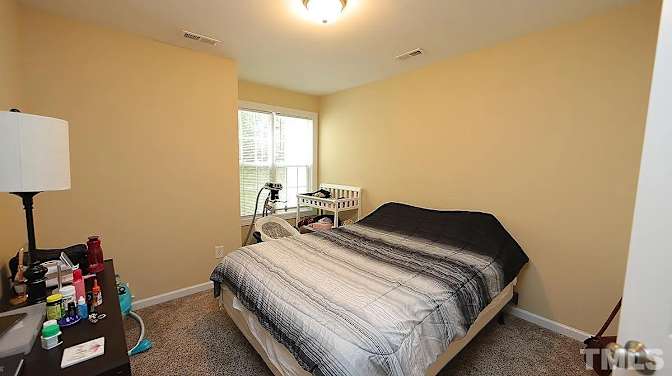 Alcove Rooms's room