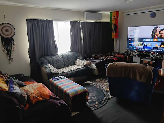 Paulee's room