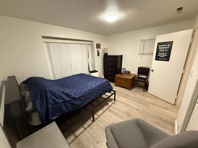 Tariq's room