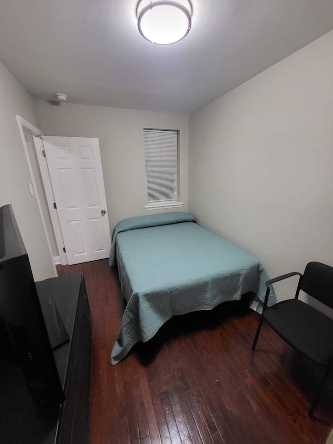 Lanier's room
