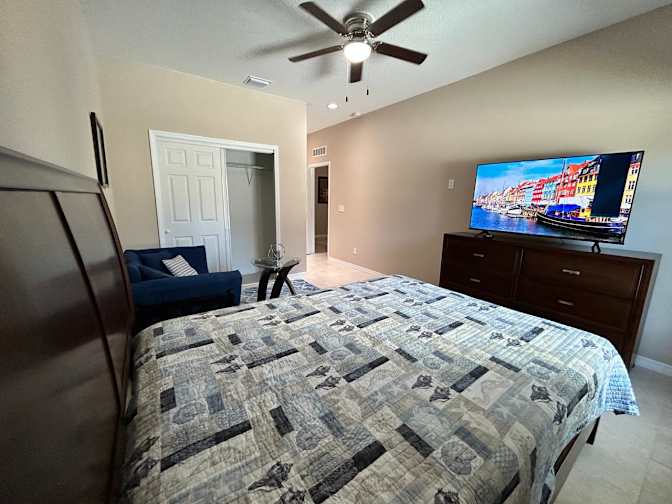 We Rent Bedrooms in Melbourne's room