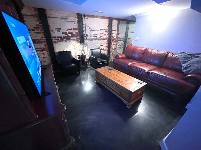 André's room